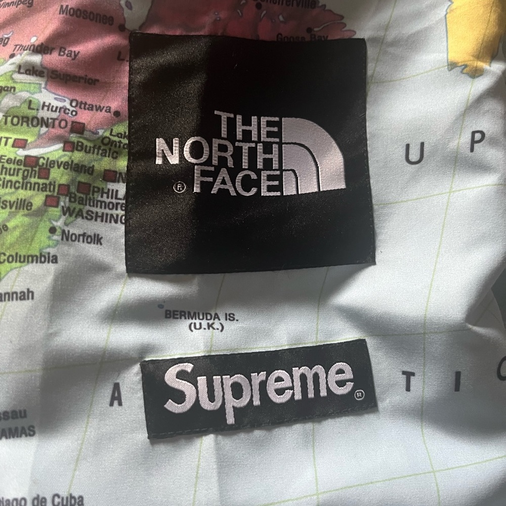 Supreme The North Face Expedition Coaches Jacket